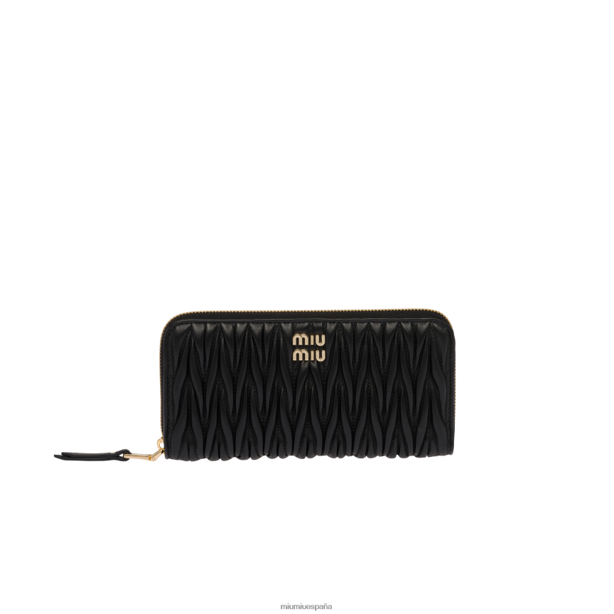 es Miu Miurecopilación cartera grande de napa matelasse negro JPDFR81083